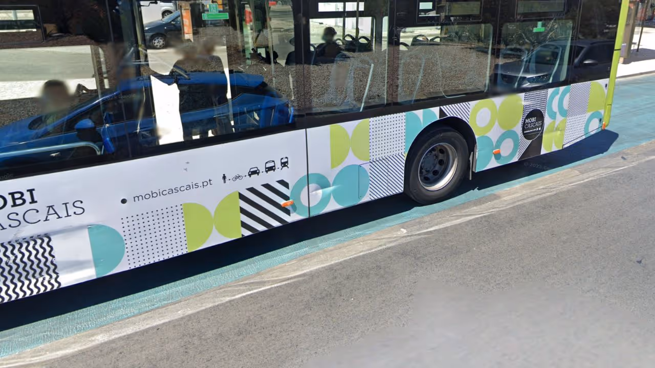 Bus in Cascais